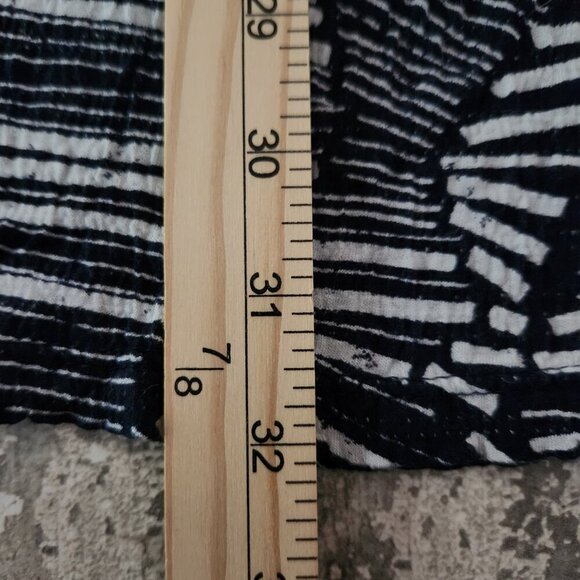 Anthropologie Navy Blue & White Smocked Bodice Tunic Top Sleeveless Sz Large - Picture 7 of 7